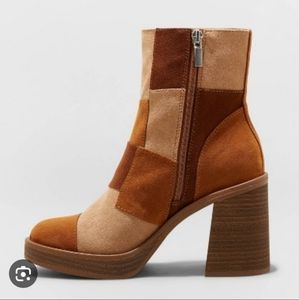 Universal thread Patch work boots